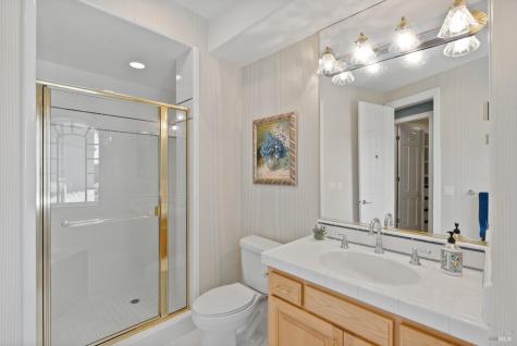 9988 Troon Court Windsor CA 95492