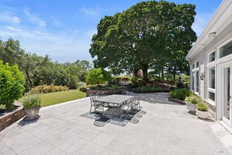 9988 Troon Court Windsor CA 95492