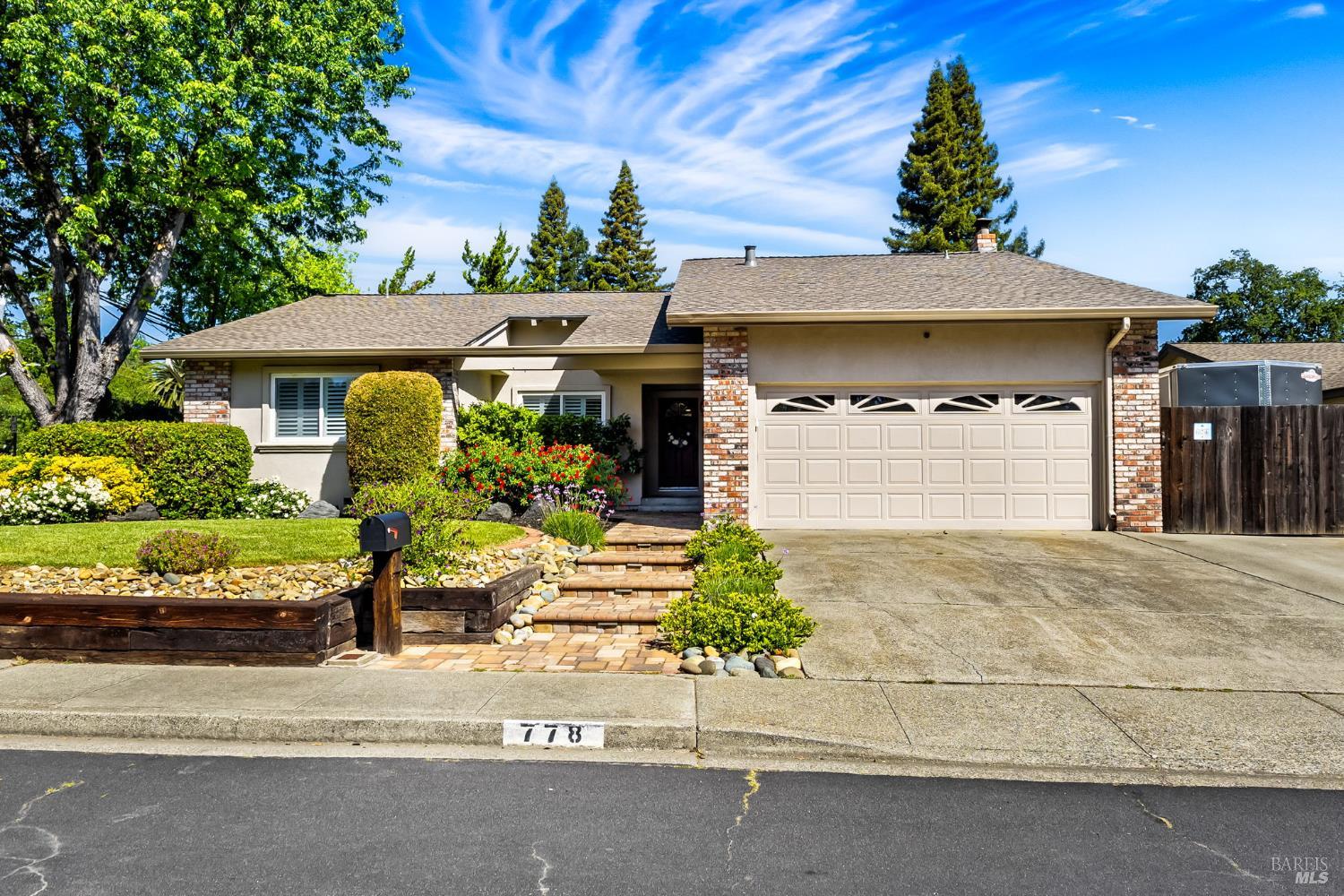 778 Brookside Drive Vacaville CA 95688
