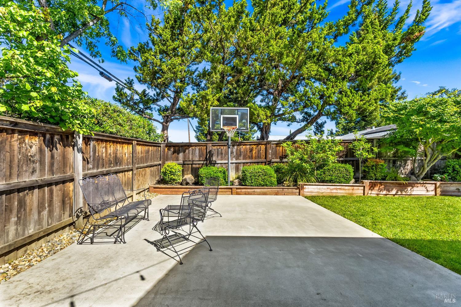 778 Brookside Drive Vacaville CA 95688