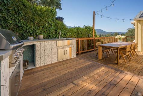 232 Sunnyside Avenue Sonoma CA 95476