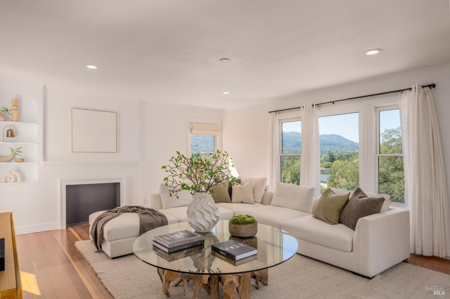 232 Sunnyside Avenue Sonoma CA 95476