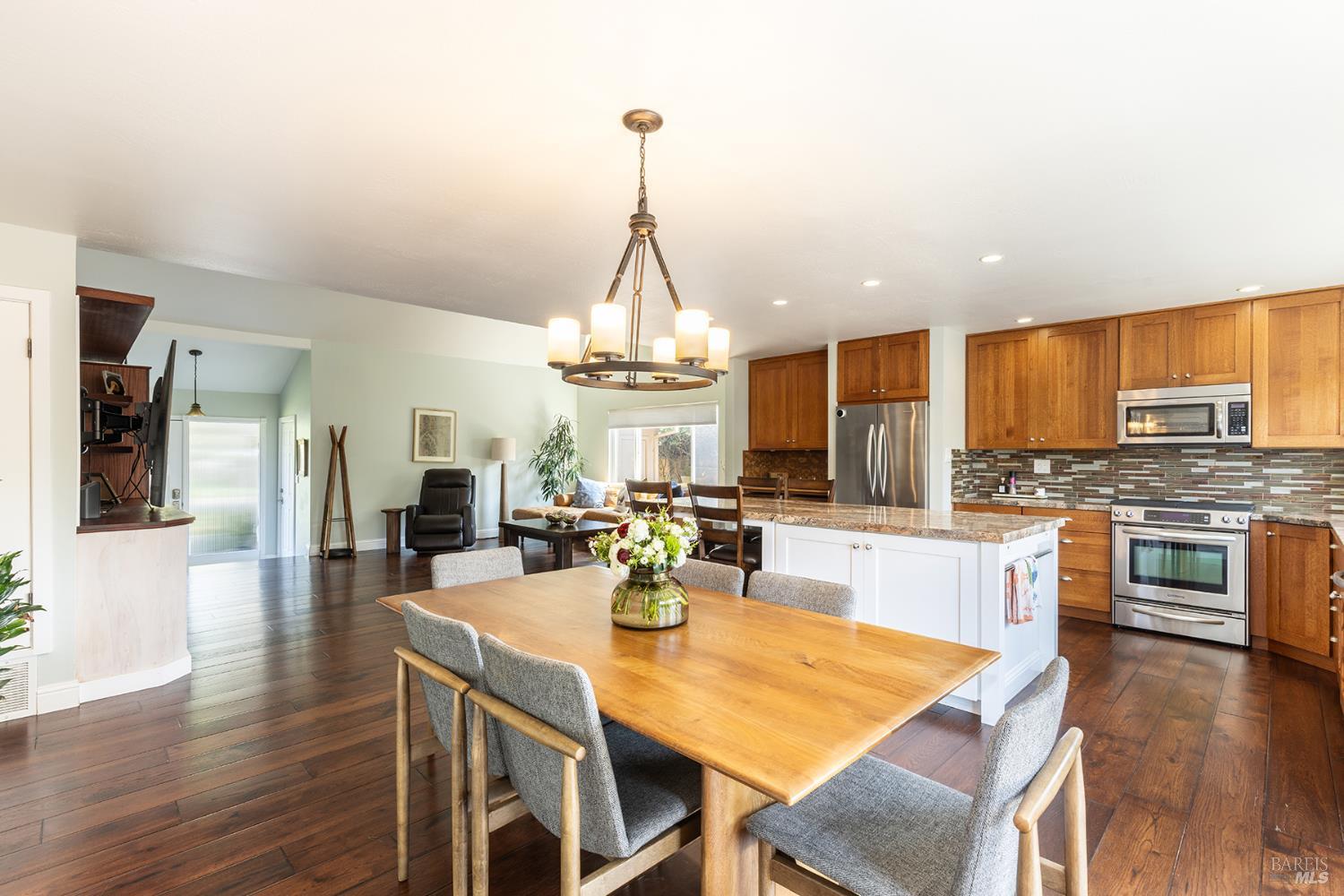 2491 Vine Hill Drive Napa CA 94558