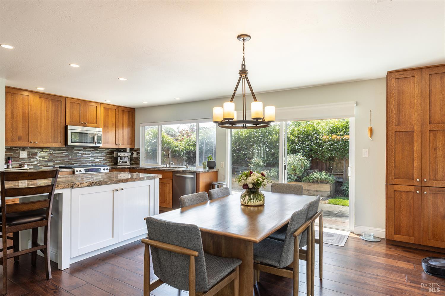 2491 Vine Hill Drive Napa CA 94558