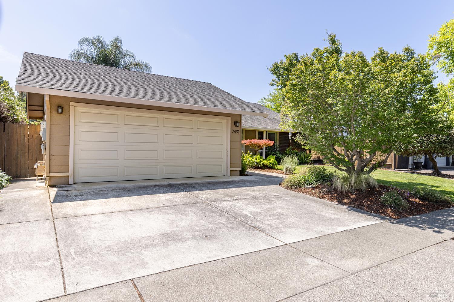 2491 Vine Hill Drive Napa CA 94558