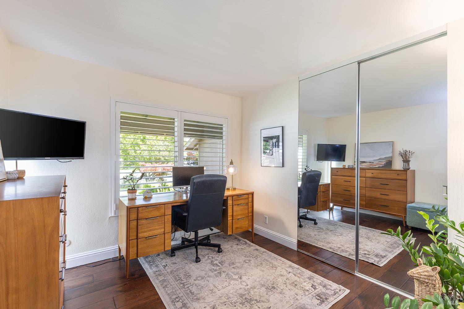 2491 Vine Hill Drive Napa CA 94558
