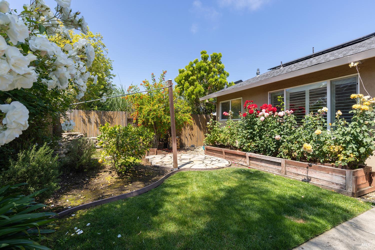 2491 Vine Hill Drive Napa CA 94558