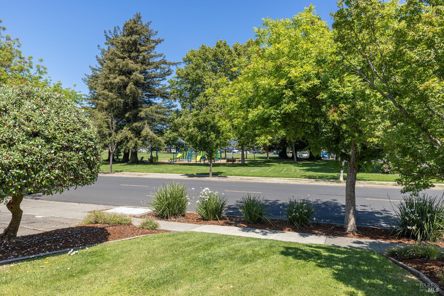 2491 Vine Hill Drive Napa CA 94558