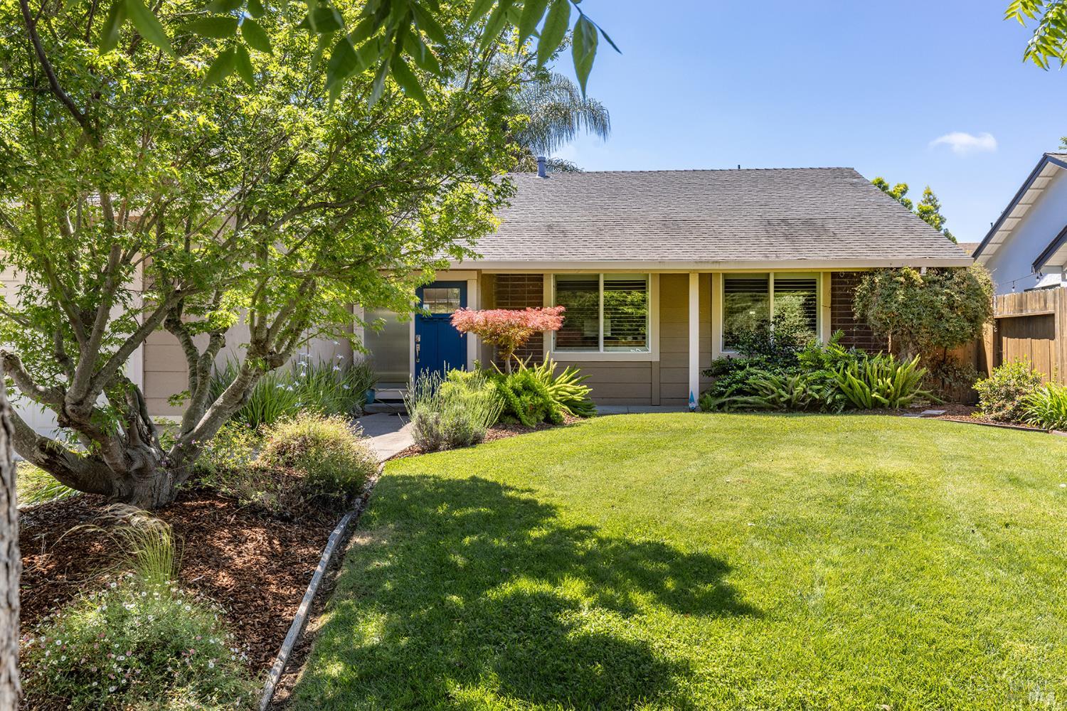 2491 Vine Hill Drive Napa CA 94558