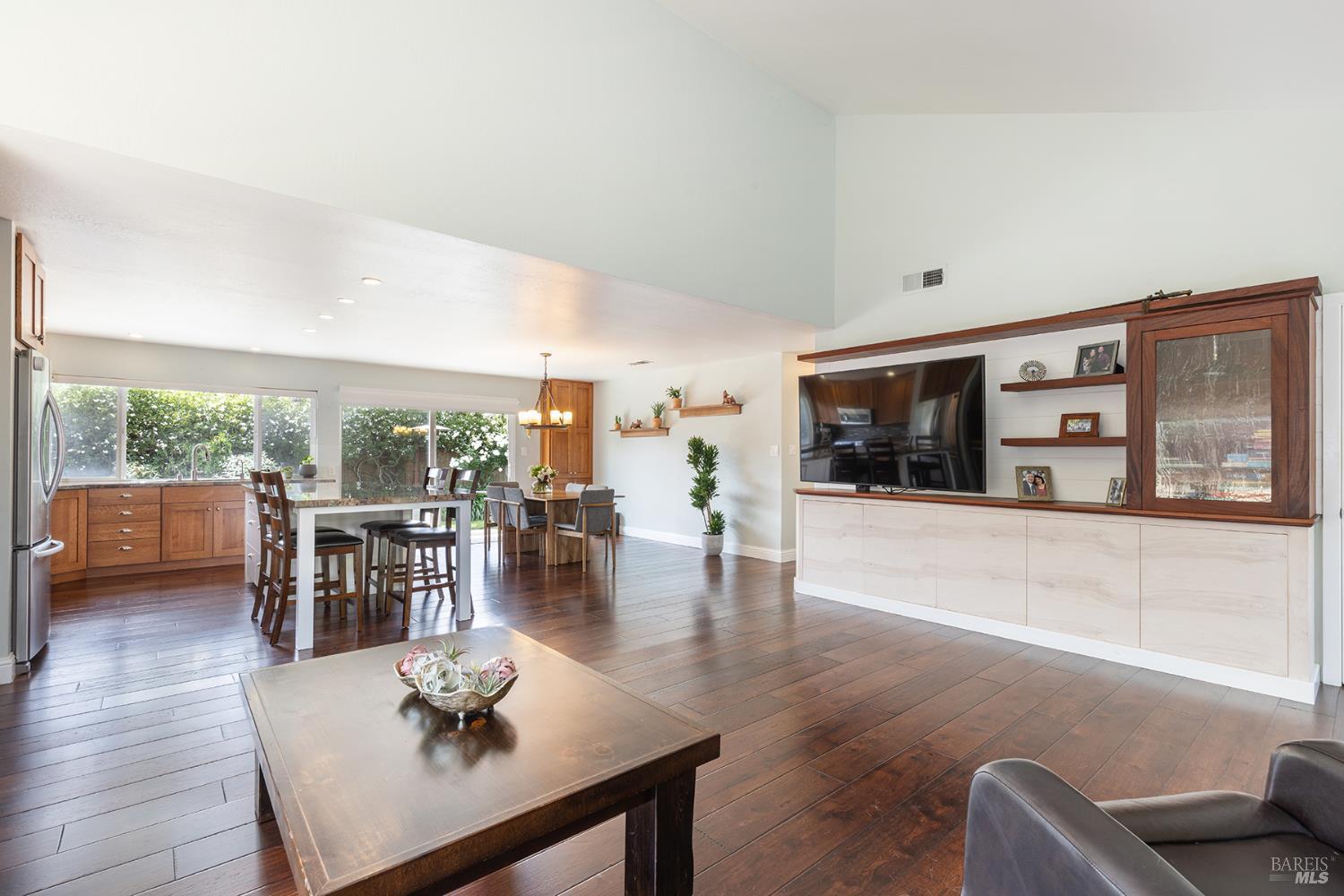 2491 Vine Hill Drive Napa CA 94558