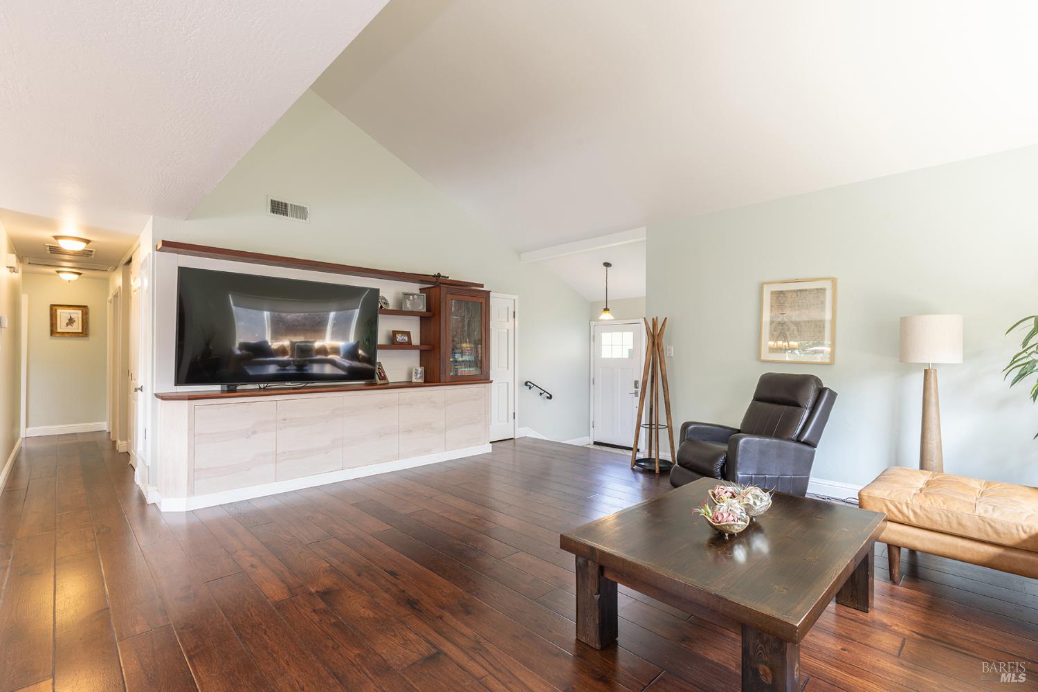 2491 Vine Hill Drive Napa CA 94558