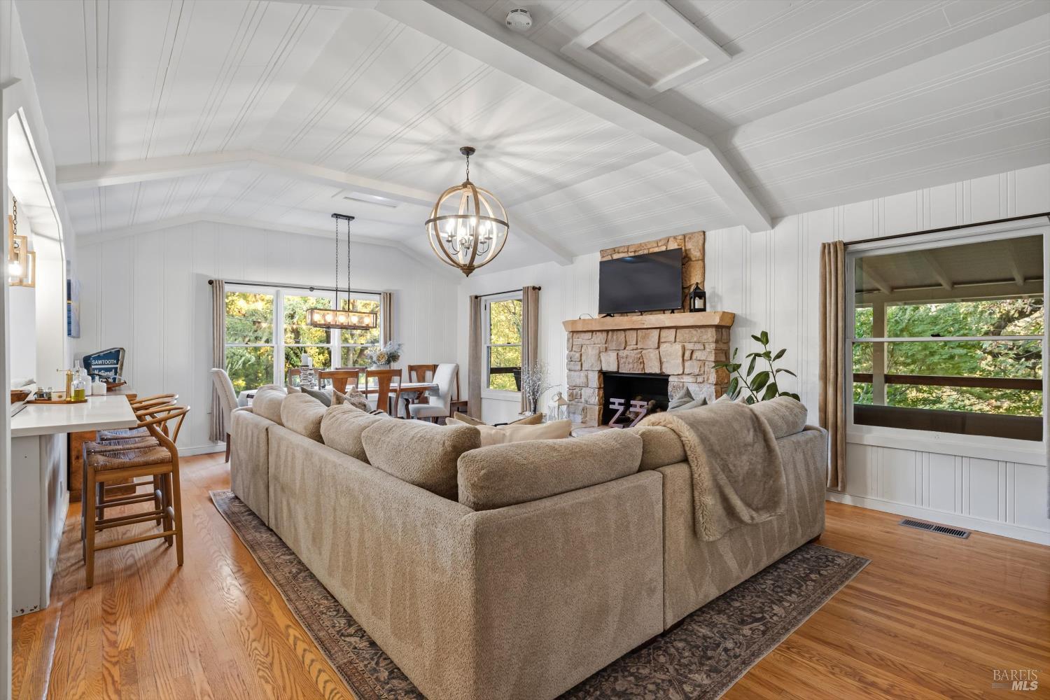 2611 Leslie Road Santa Rosa CA 95404