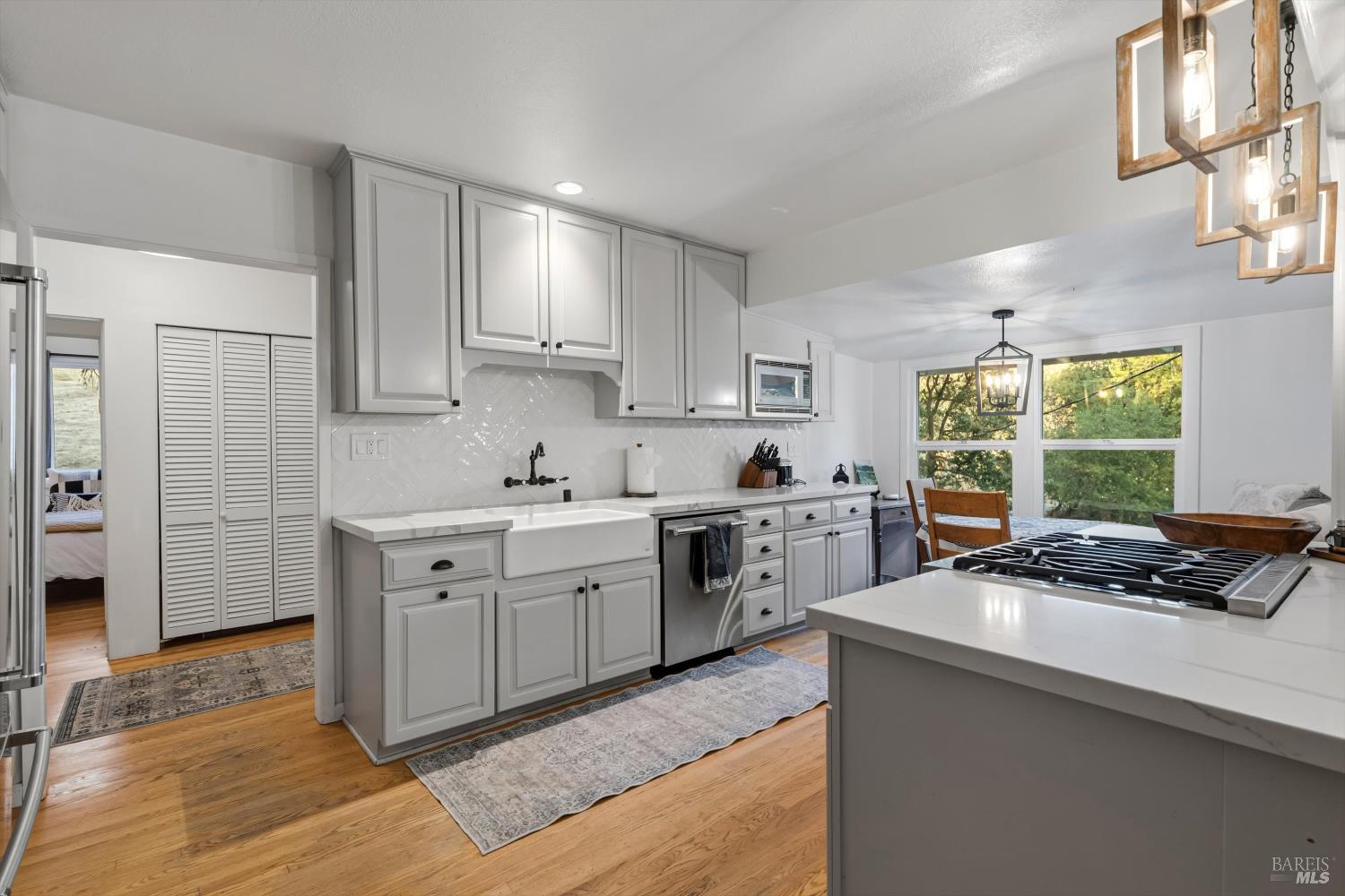 2611 Leslie Road Santa Rosa CA 95404