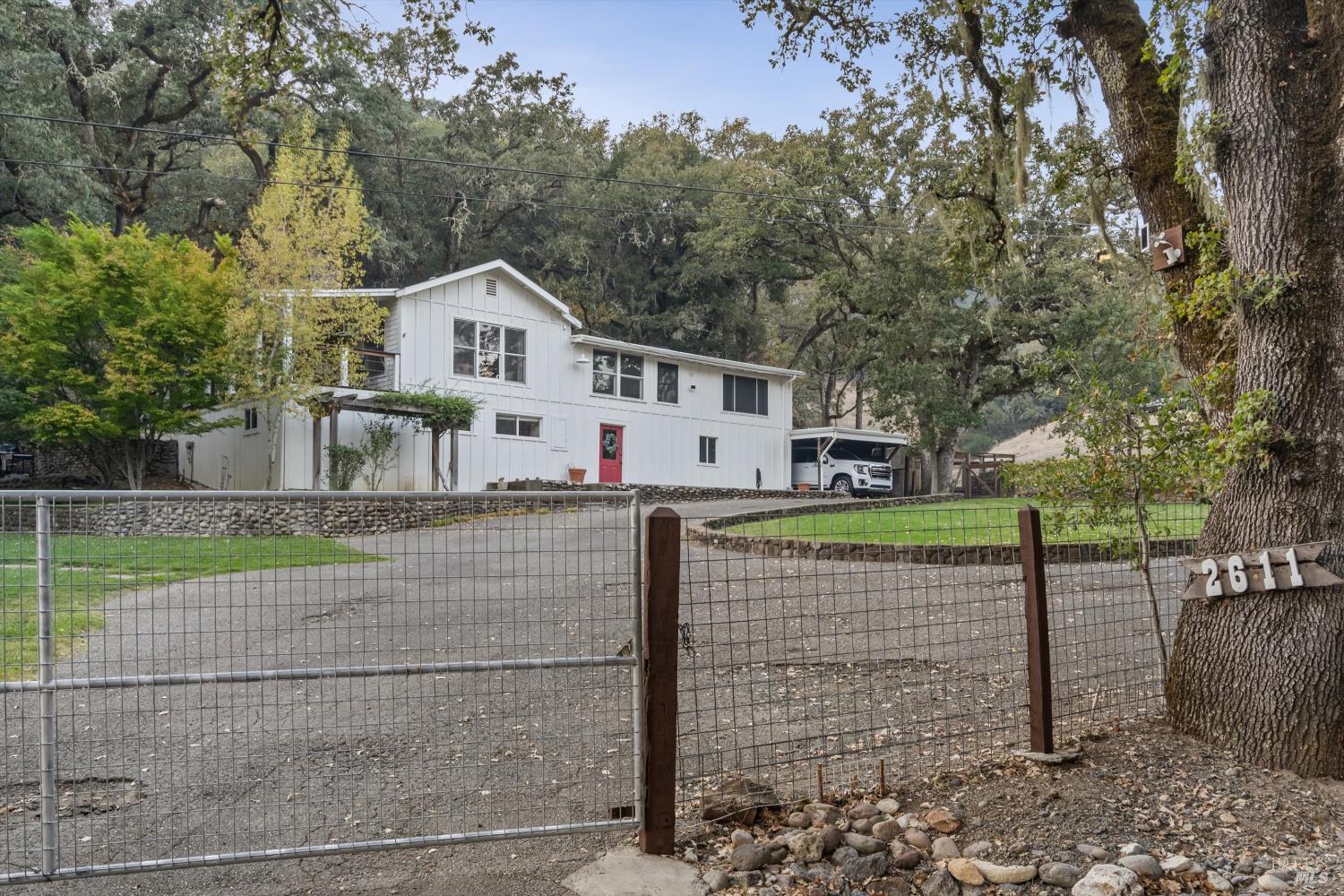 2611 Leslie Road Santa Rosa CA 95404