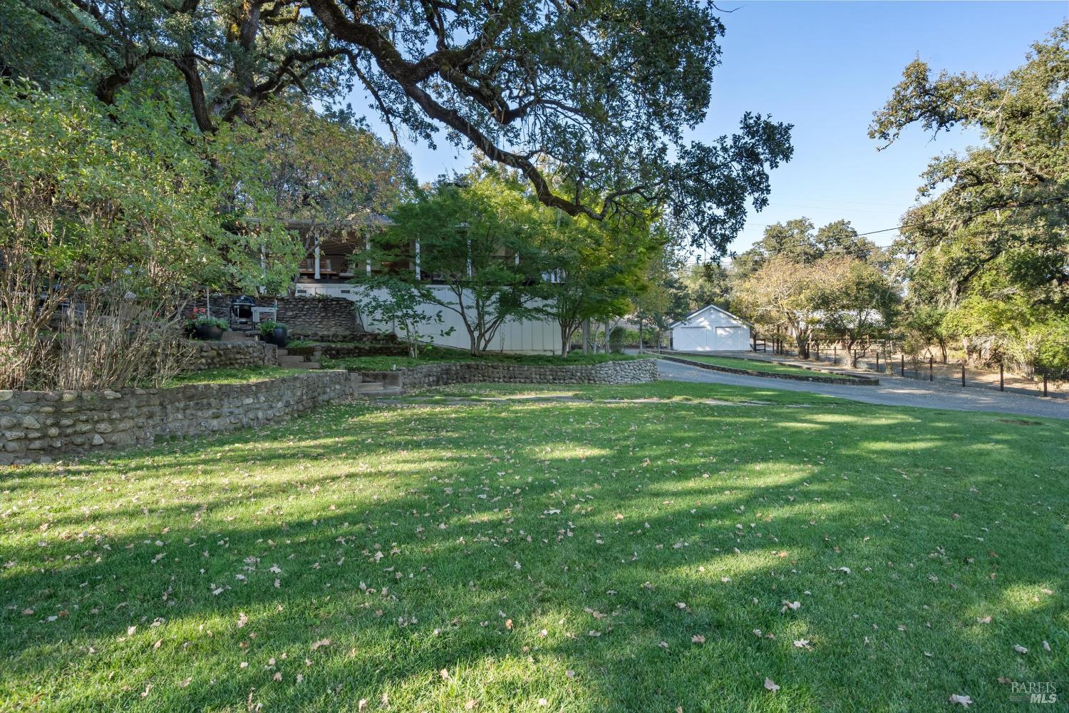 2611 Leslie Road Santa Rosa CA 95404