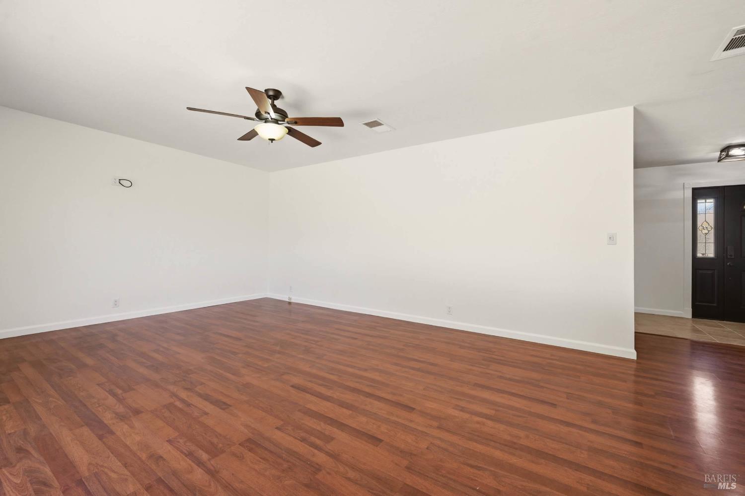 707 Granada Lane Vacaville CA 95688