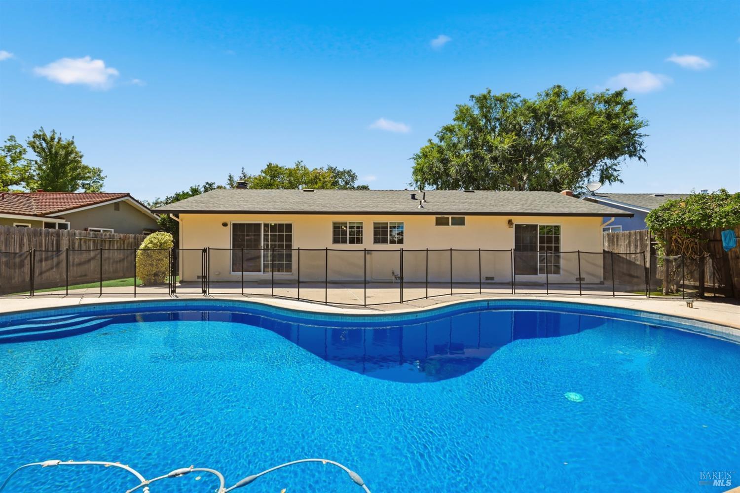 707 Granada Lane Vacaville CA 95688