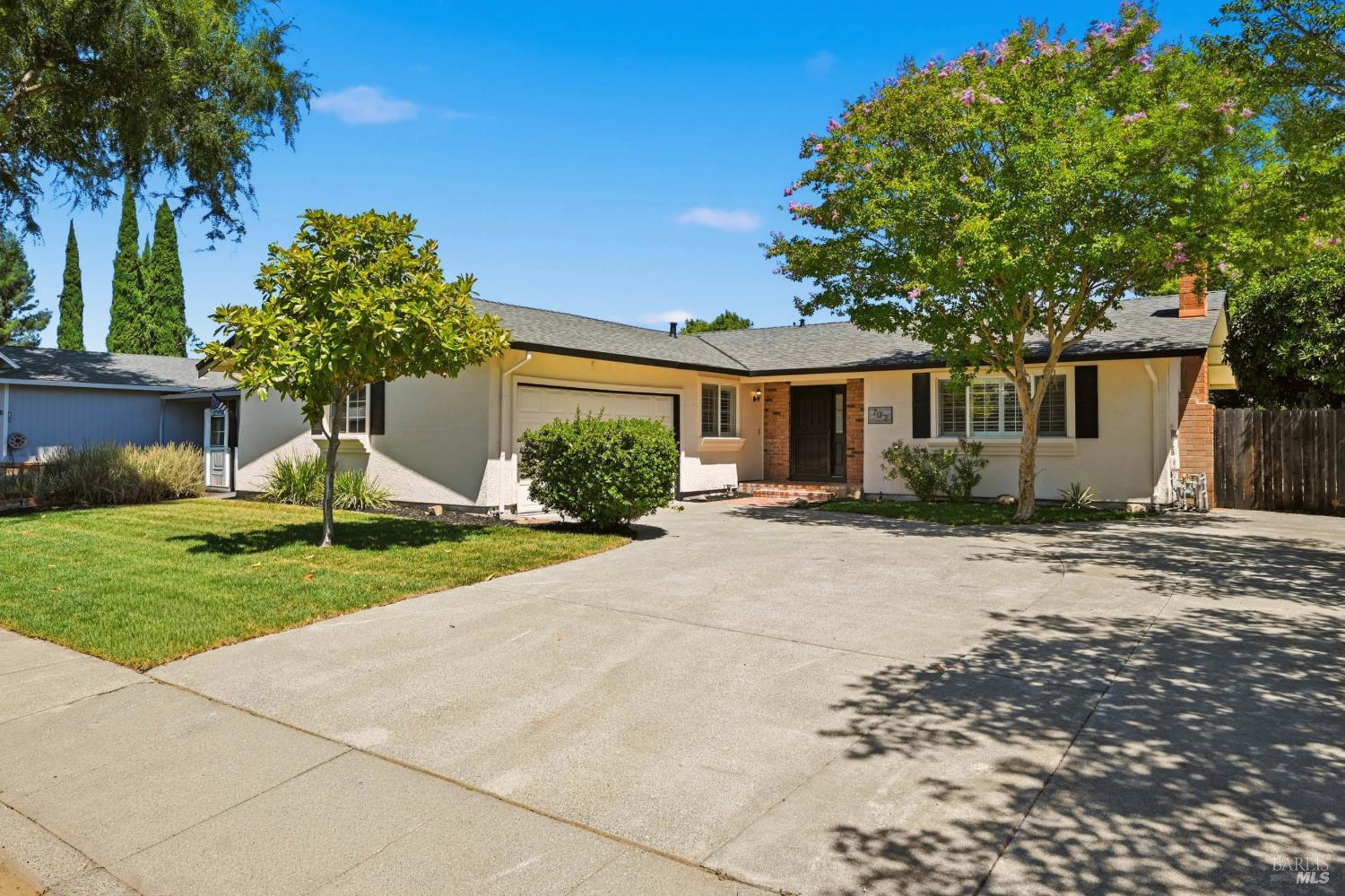 707 Granada Lane Vacaville CA 95688