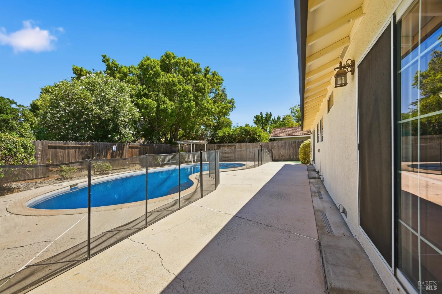 707 Granada Lane Vacaville CA 95688