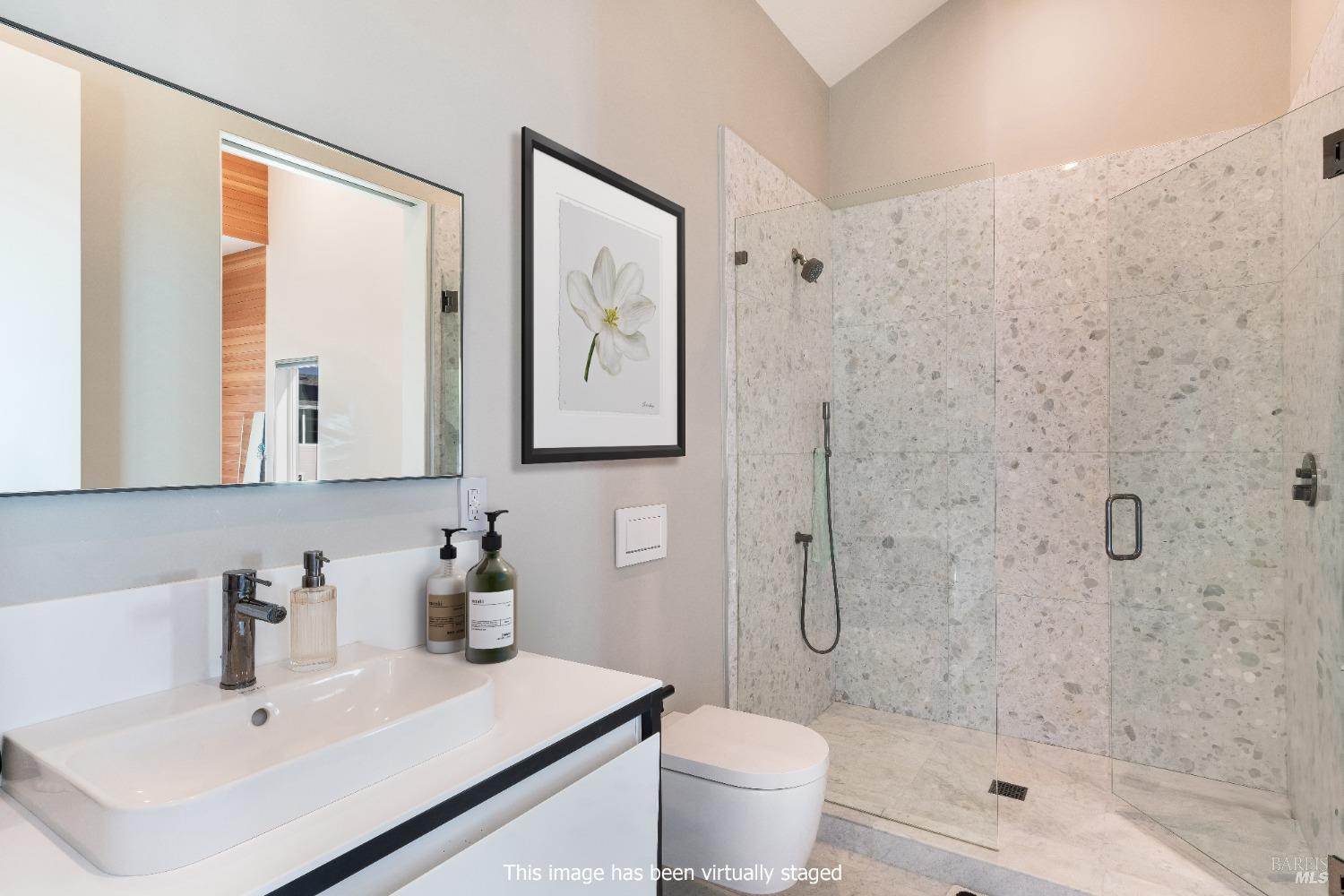 991 Grove Street Healdsburg CA 95448
