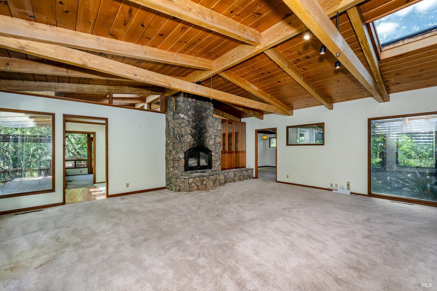 6662 St Helena Road Santa Rosa CA 95404