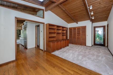 6662 St Helena Road Santa Rosa CA 95404