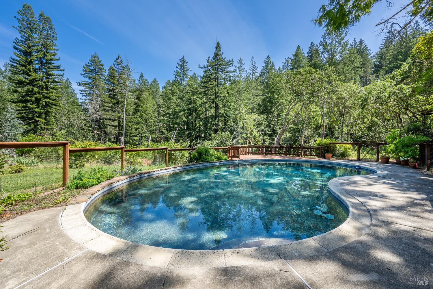 6662 St Helena Road Santa Rosa CA 95404