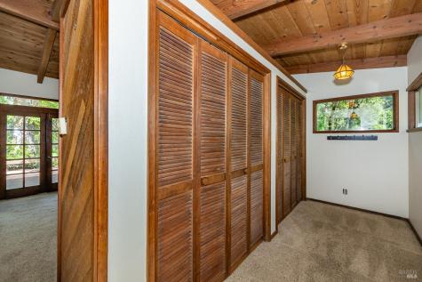 6662 St Helena Road Santa Rosa CA 95404