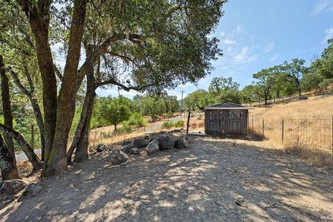 5100 W Soda Rock Lane Healdsburg CA 95448