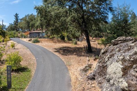 5100 W Soda Rock Lane Healdsburg CA 95448