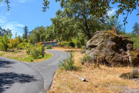 5100 W Soda Rock Lane Healdsburg CA 95448