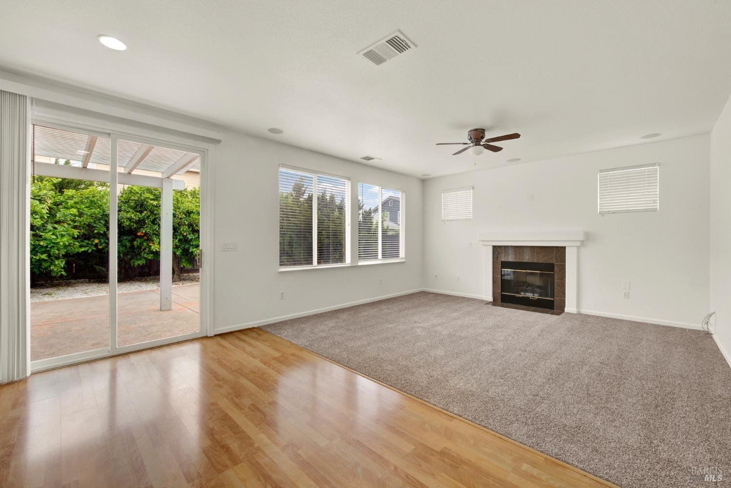812 Purple Sage Drive Vacaville CA 95687