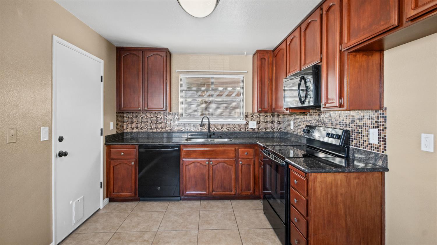 3533 Rancho Rio Way Sacramento CA 95834
