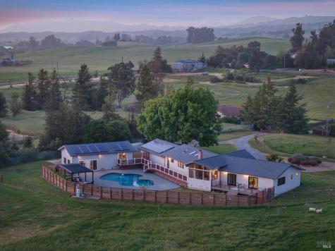 1568 Old Adobe Road Petaluma CA 94954