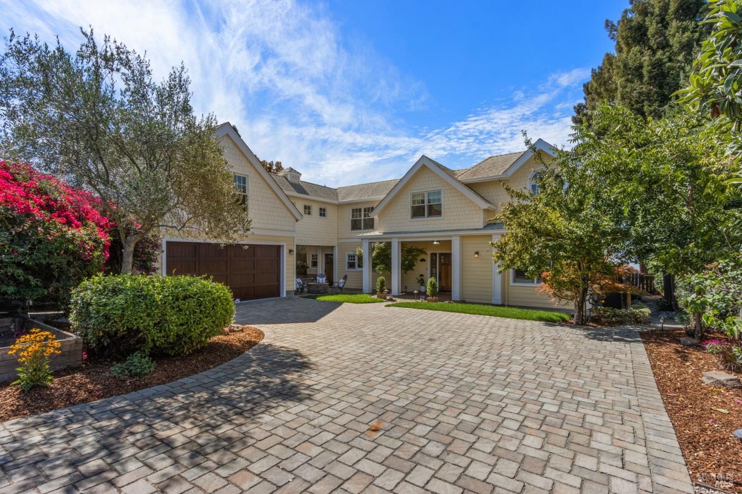 455 W I Street Benicia CA 94510