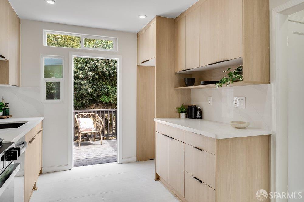 738 Plymouth Avenue San Francisco CA 94112