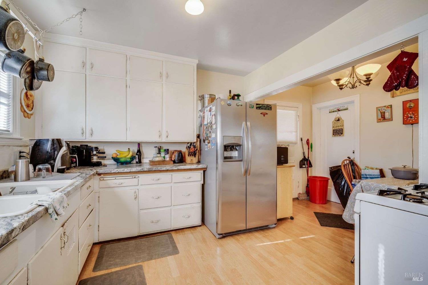 3160 Sunridge Drive Santa Rosa CA 95409