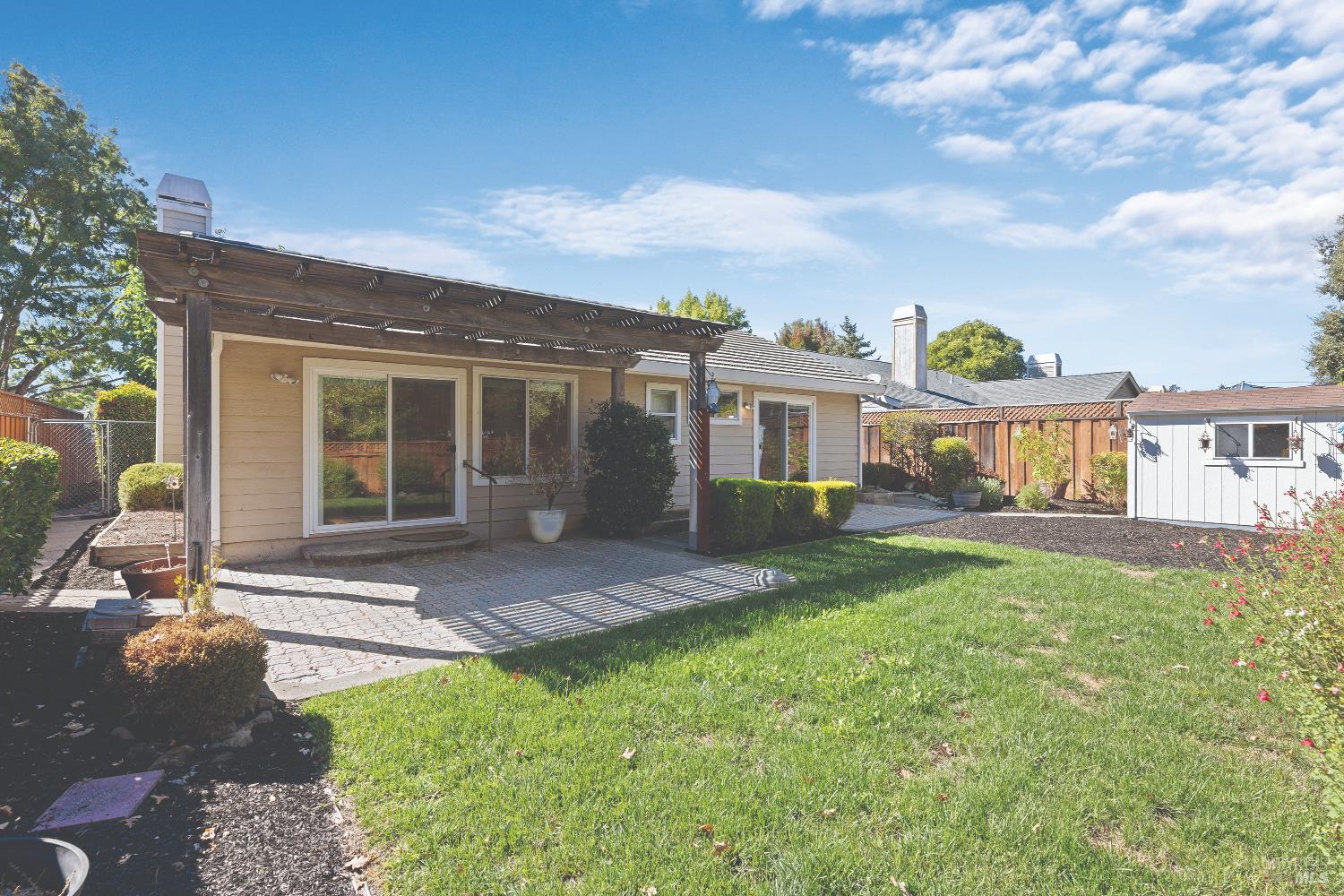 918 Ginkgo Place Windsor CA 95492
