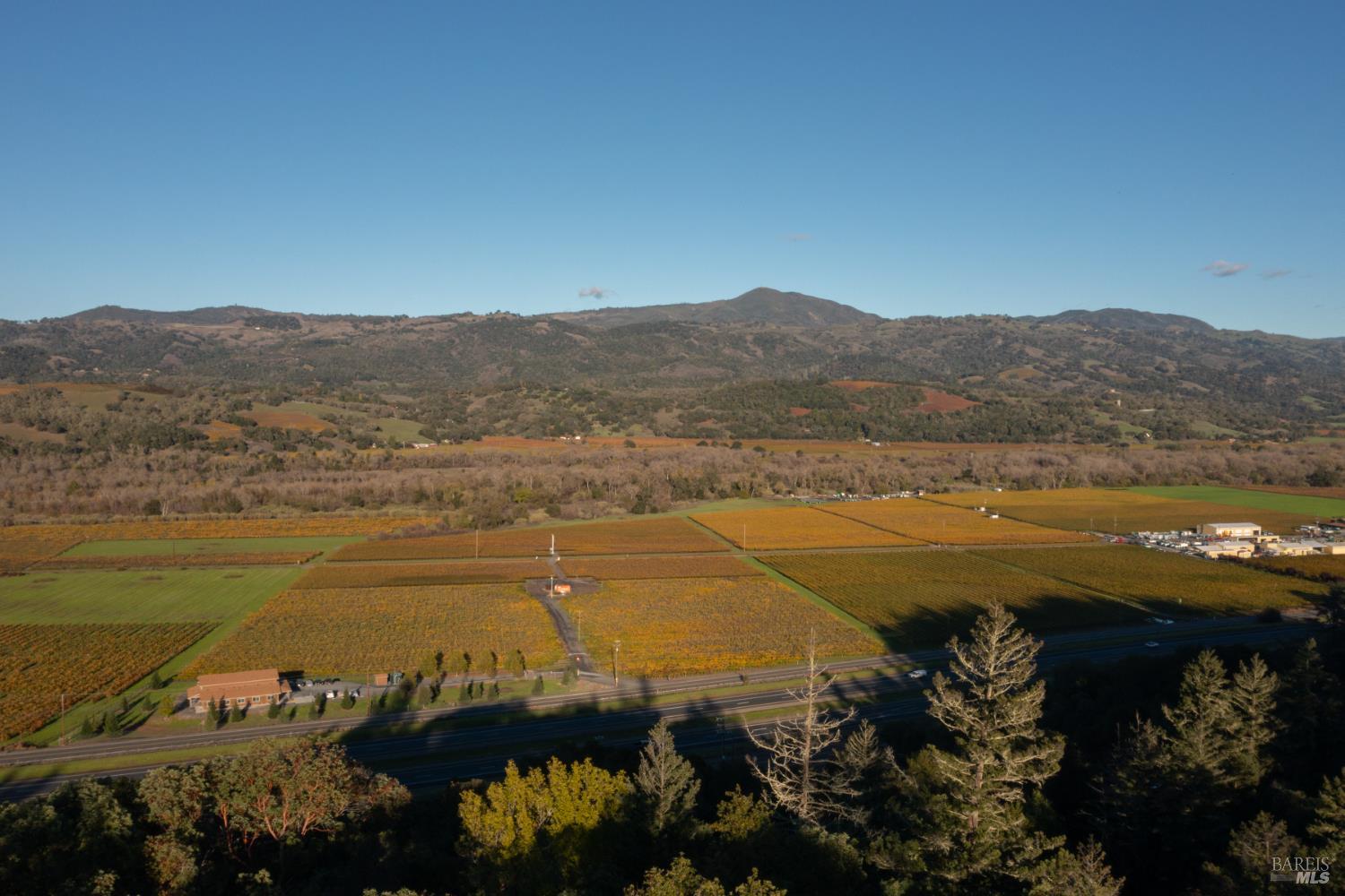 22855 Chianti Road Geyserville CA 95441