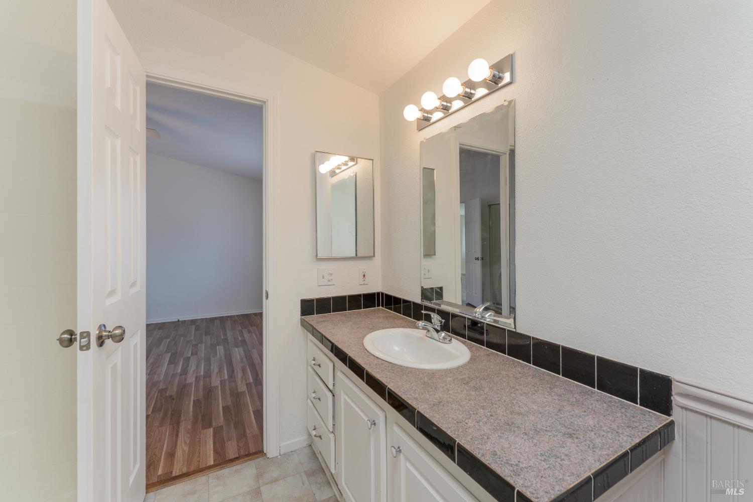 1221 Magnolia Street Willits CA 95490