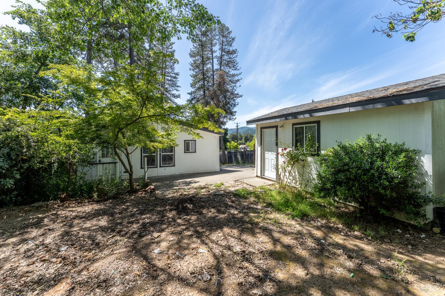 1221 Magnolia Street Willits CA 95490