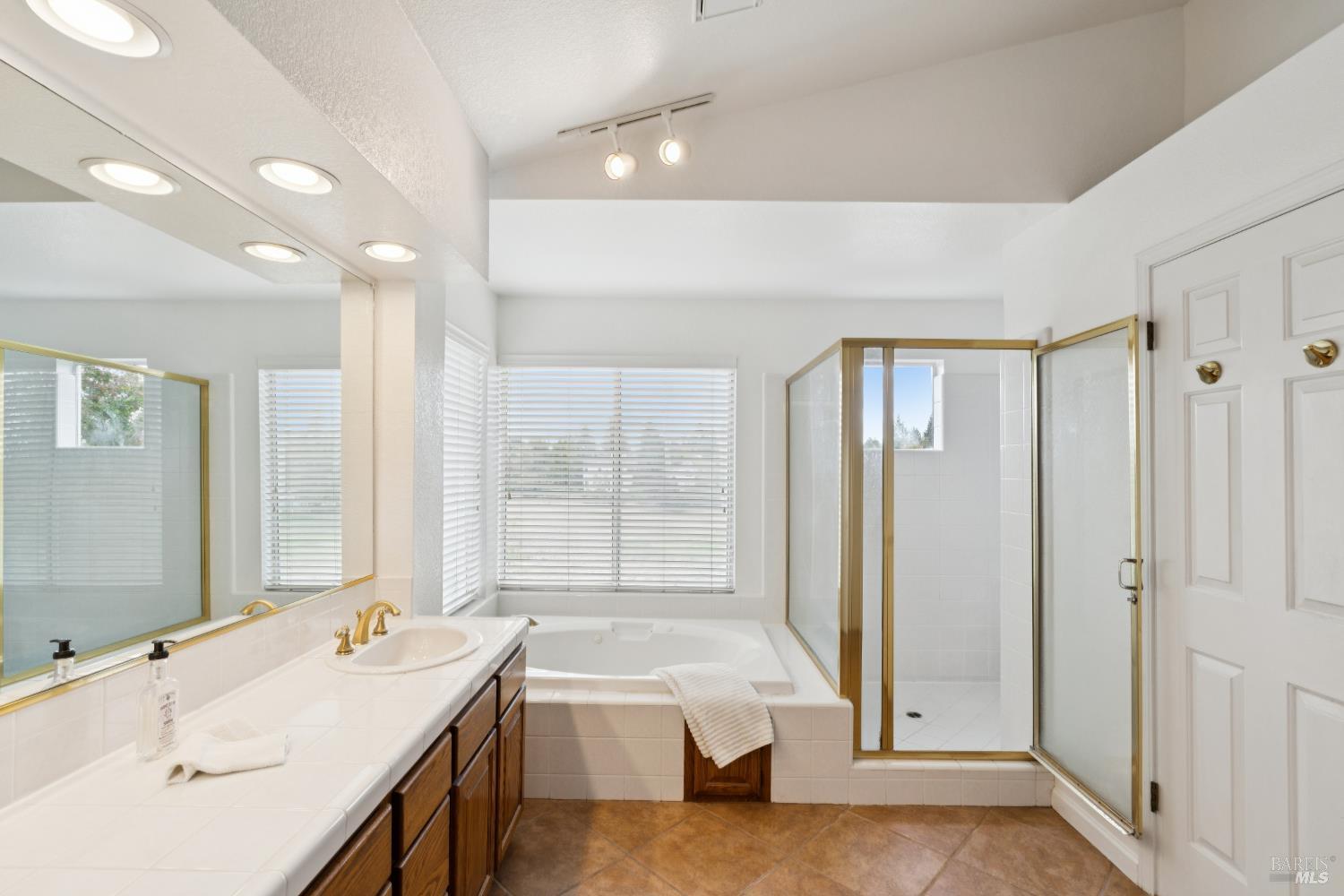 1804 Adobe Creek Drive Petaluma CA 94954