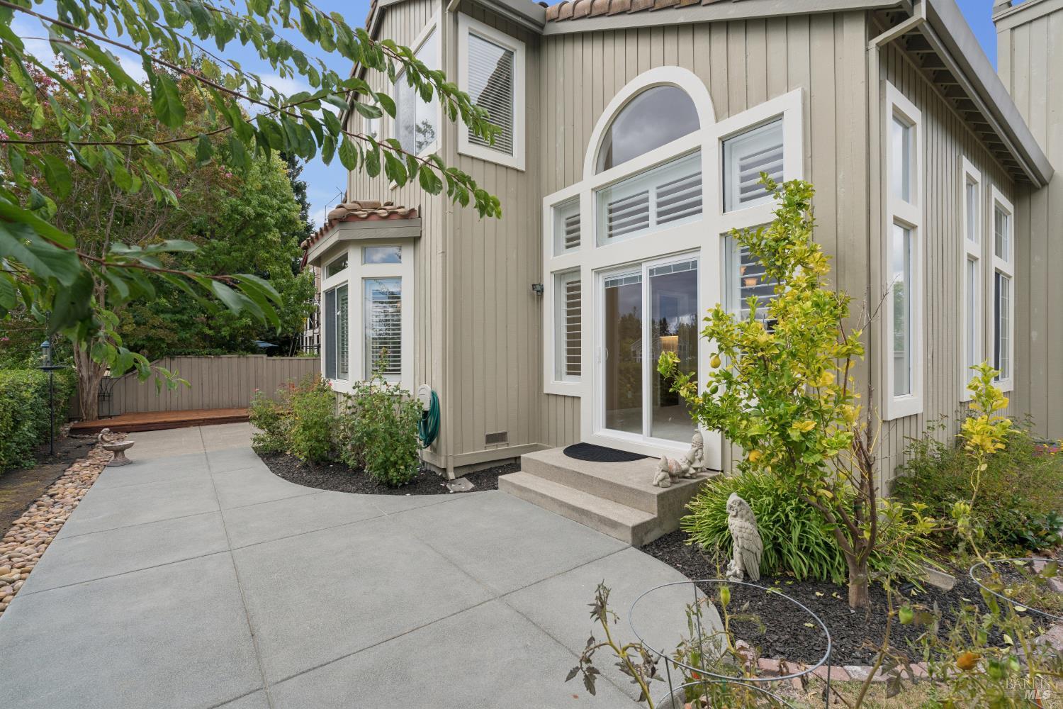 1804 Adobe Creek Drive Petaluma CA 94954