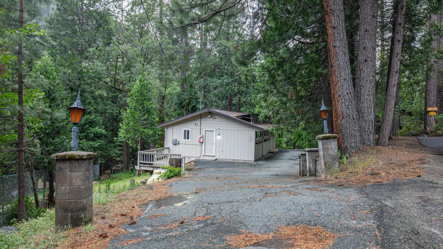 11528 Pine Cone Drive Kyburz CA 95720