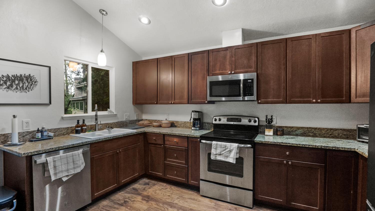 11528 Pine Cone Drive Kyburz CA 95720