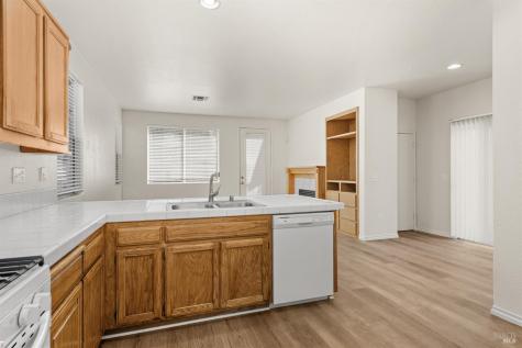 934 Billie Jean Street Santa Rosa CA 95407