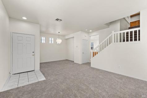 934 Billie Jean Street Santa Rosa CA 95407