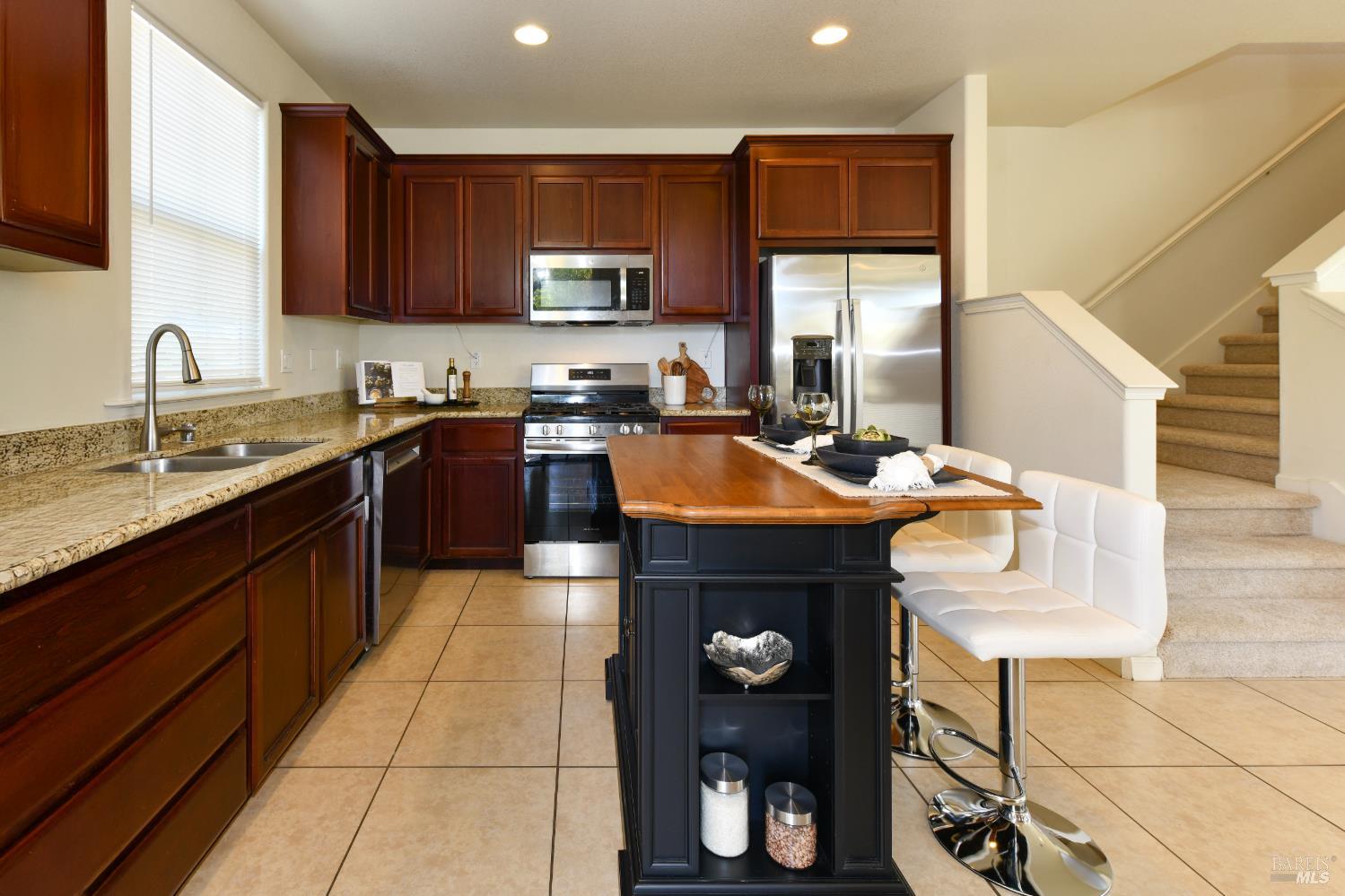 1504 Pembleton Place Santa Rosa CA 95403