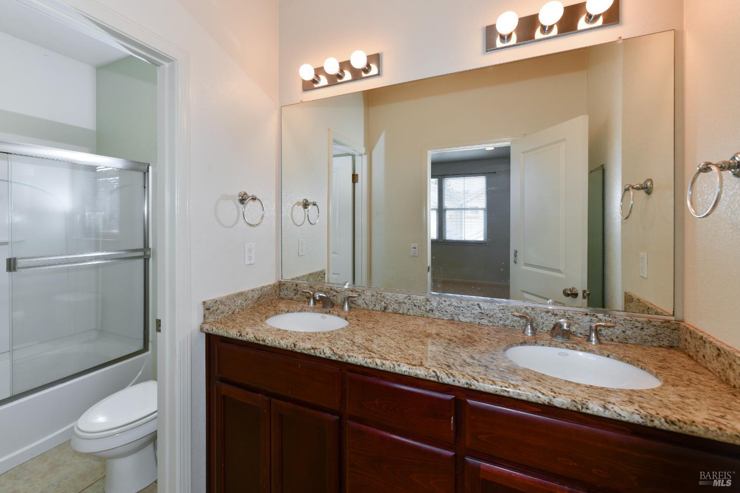 1504 Pembleton Place Santa Rosa CA 95403