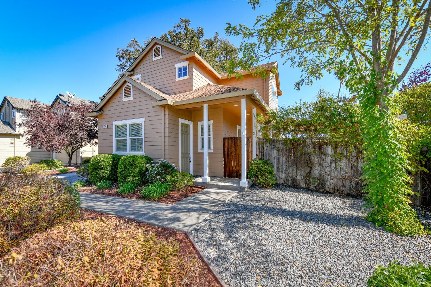 1504 Pembleton Place Santa Rosa CA 95403